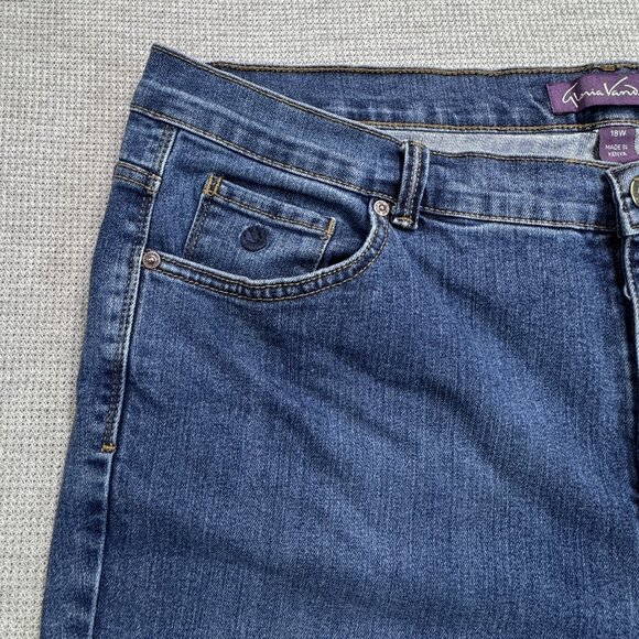 Gloria Vanderbilt Womens Size 18W Blue Denim Amanda Jeans Straight Leg 5 Pockets - Picture 5 of 14